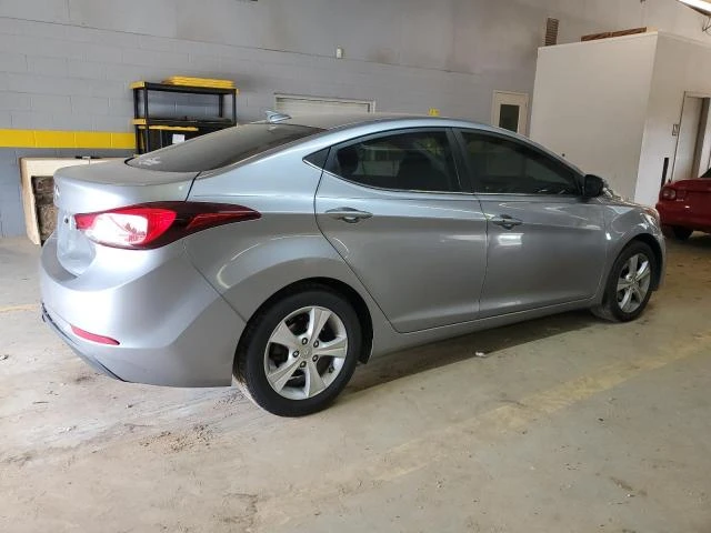 Photo 2 VIN: 5NPDH4AE8GH680626 - HYUNDAI ELANTRA SE 