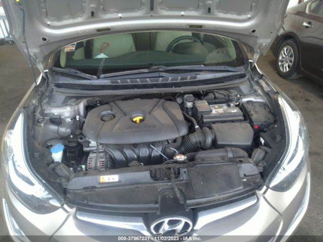 Photo 9 VIN: 5NPDH4AE8GH701698 - HYUNDAI ELANTRA 