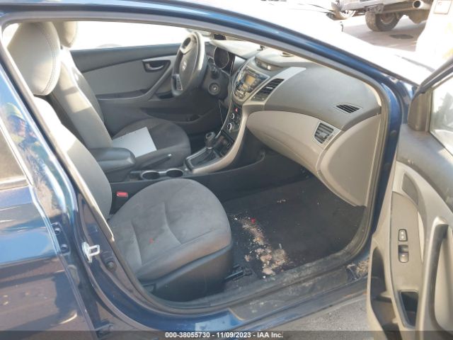 Photo 4 VIN: 5NPDH4AE8GH705265 - HYUNDAI ELANTRA 