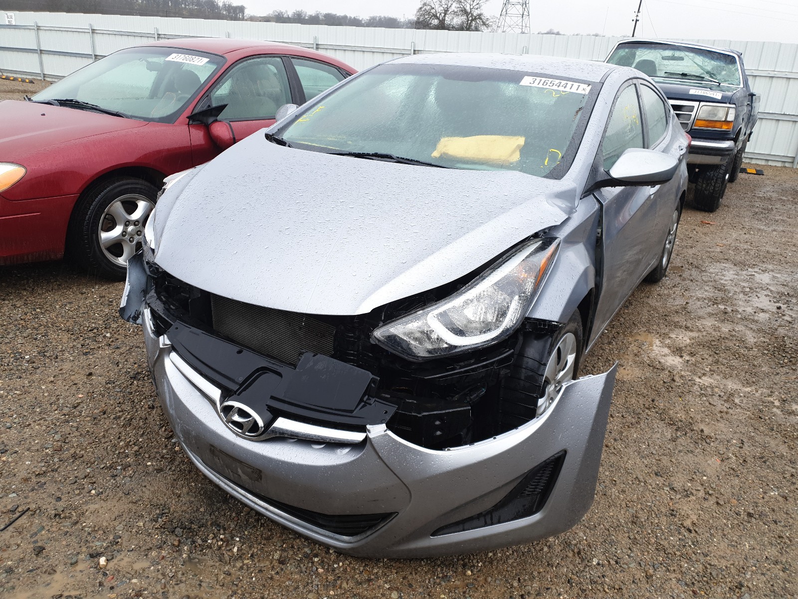 Photo 1 VIN: 5NPDH4AE8GH715682 - HYUNDAI ELANTRA SE 