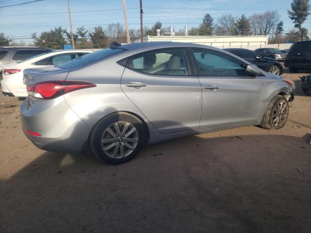 Photo 2 VIN: 5NPDH4AE8GH716198 - HYUNDAI ELANTRA SE 