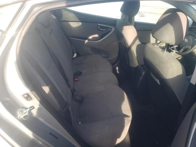 Photo 9 VIN: 5NPDH4AE8GH716198 - HYUNDAI ELANTRA SE 