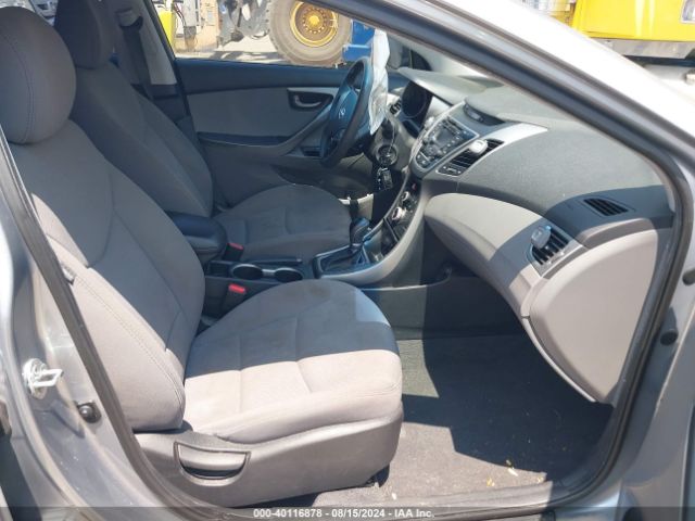 Photo 4 VIN: 5NPDH4AE8GH717416 - HYUNDAI ELANTRA 