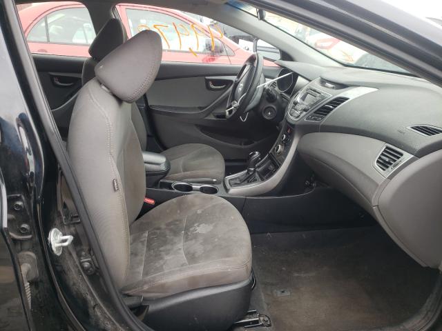 Photo 4 VIN: 5NPDH4AE8GH720669 - HYUNDAI ELANTRA SE 