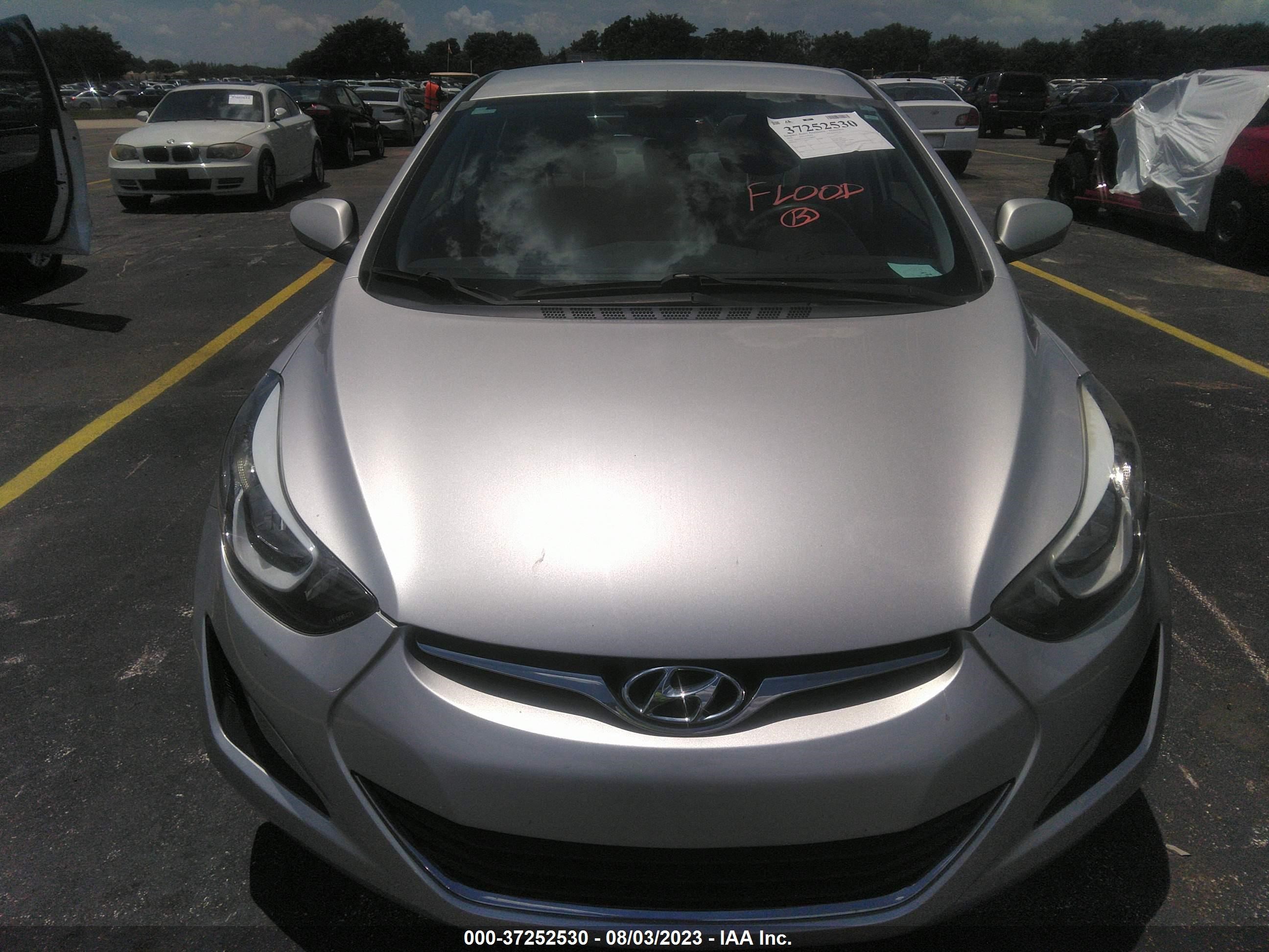 Photo 5 VIN: 5NPDH4AE8GH728027 - HYUNDAI ELANTRA 