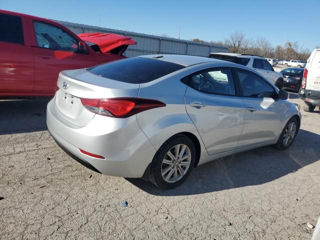 Photo 2 VIN: 5NPDH4AE8GH734331 - HYUNDAI ELANTRA SE 