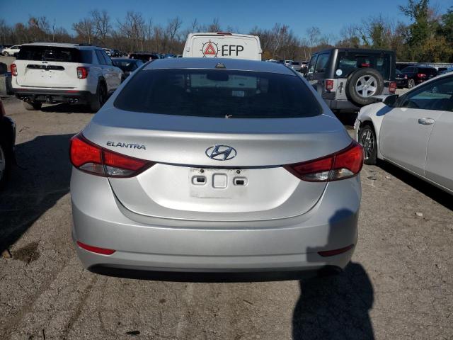 Photo 5 VIN: 5NPDH4AE8GH734331 - HYUNDAI ELANTRA SE 