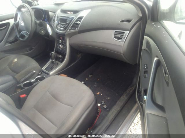 Photo 4 VIN: 5NPDH4AE8GH735589 - HYUNDAI ELANTRA 