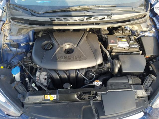 Photo 6 VIN: 5NPDH4AE8GH736015 - HYUNDAI ELANTRA SE 