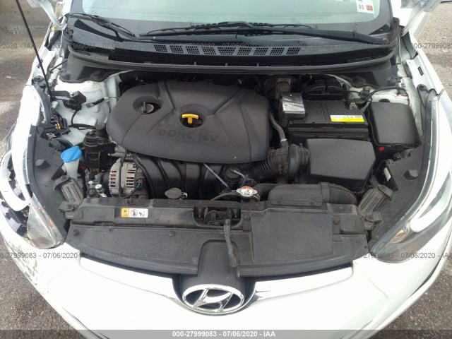 Photo 9 VIN: 5NPDH4AE8GH741926 - HYUNDAI ELANTRA 