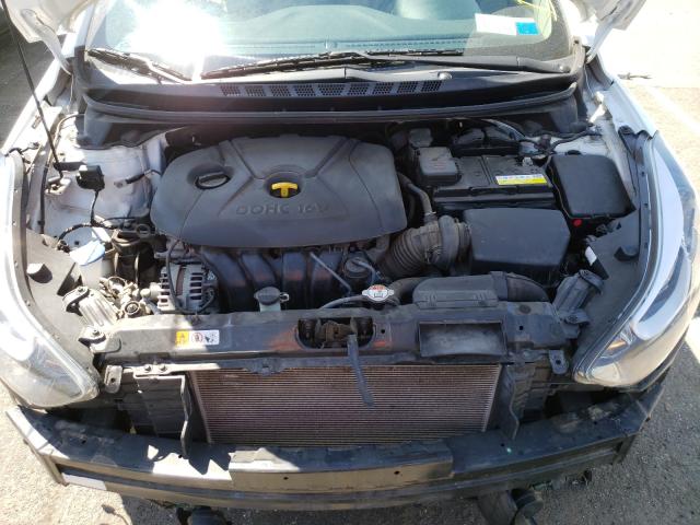 Photo 6 VIN: 5NPDH4AE8GH753929 - HYUNDAI ELANTRA 