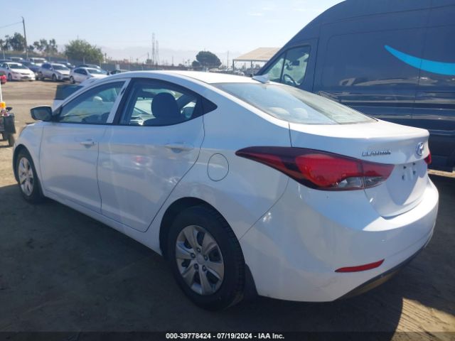 Photo 2 VIN: 5NPDH4AE8GH757365 - HYUNDAI ELANTRA 