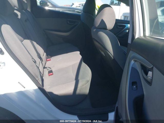 Photo 7 VIN: 5NPDH4AE8GH757365 - HYUNDAI ELANTRA 