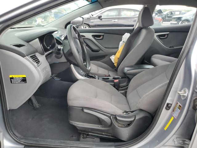 Photo 6 VIN: 5NPDH4AE8GH759858 - HYUNDAI ELANTRA SE 