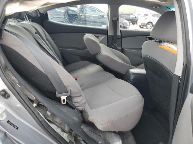 Photo 9 VIN: 5NPDH4AE8GH759858 - HYUNDAI ELANTRA SE 