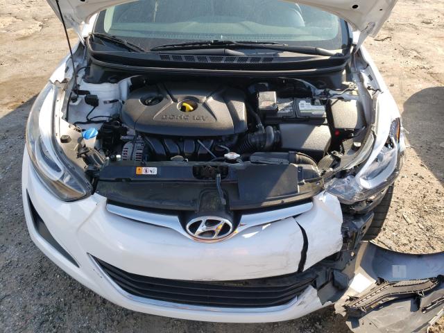 Photo 6 VIN: 5NPDH4AE8GH759956 - HYUNDAI ELANTRA 