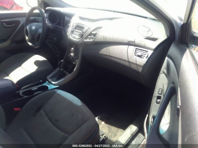 Photo 4 VIN: 5NPDH4AE8GH760430 - HYUNDAI ELANTRA 