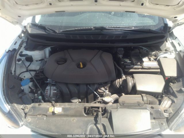 Photo 9 VIN: 5NPDH4AE8GH760430 - HYUNDAI ELANTRA 