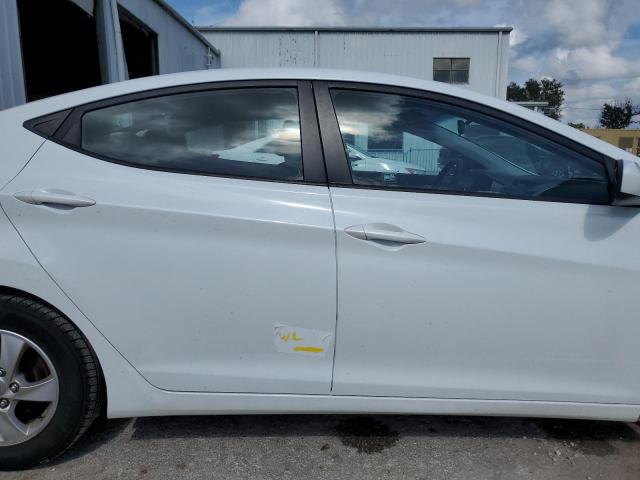 Photo 11 VIN: 5NPDH4AE8GH769581 - HYUNDAI ELANTRA SE 