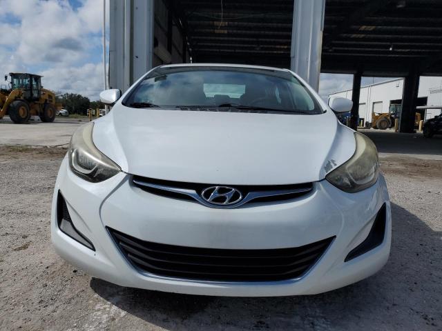 Photo 4 VIN: 5NPDH4AE8GH769581 - HYUNDAI ELANTRA SE 