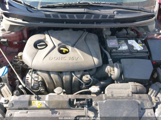 Photo 9 VIN: 5NPDH4AE8GH772710 - HYUNDAI ELANTRA 