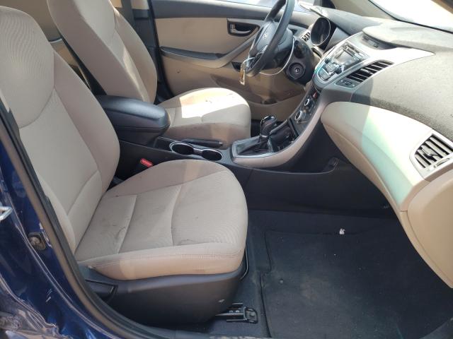 Photo 4 VIN: 5NPDH4AE8GH776384 - HYUNDAI ELANTRA SE 