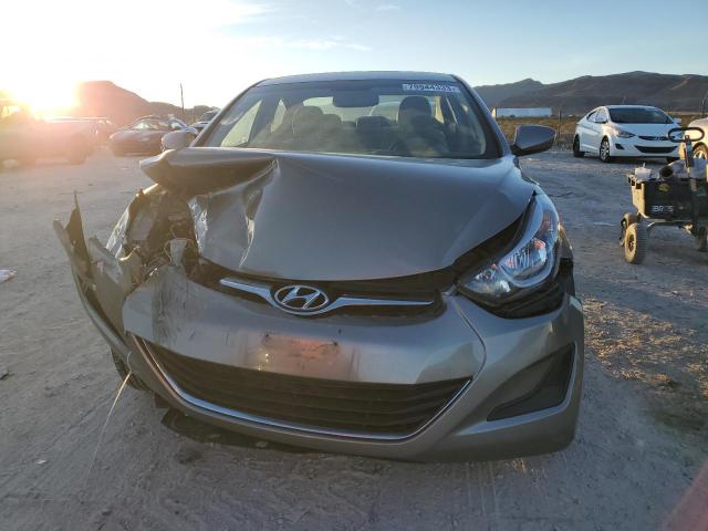 Photo 4 VIN: 5NPDH4AE8GH779186 - HYUNDAI ELANTRA 