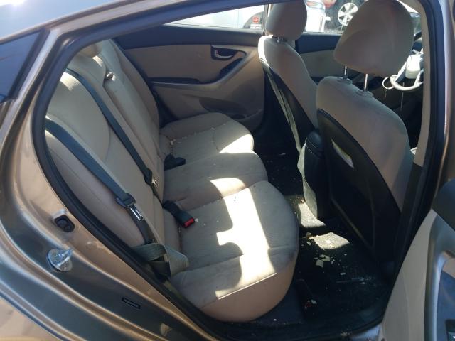 Photo 5 VIN: 5NPDH4AE8GH782766 - HYUNDAI ELANTRA SE 