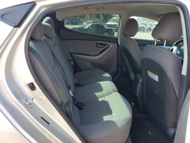 Photo 9 VIN: 5NPDH4AE8GH784291 - HYUNDAI ELANTRA 