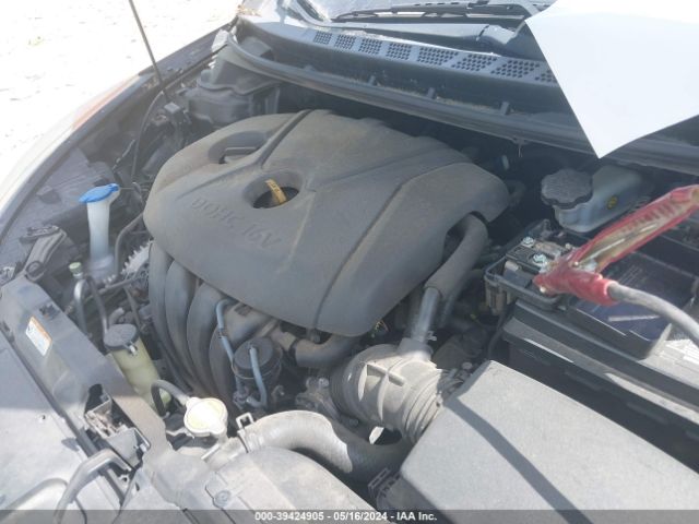 Photo 9 VIN: 5NPDH4AE9BH002301 - HYUNDAI ELANTRA 