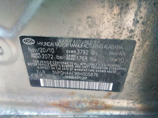 Photo 8 VIN: 5NPDH4AE9BH005876 - HYUNDAI ELANTRA 