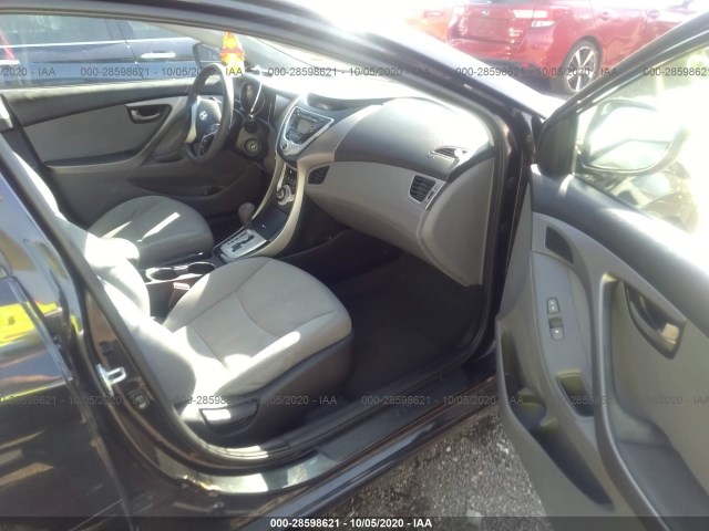 Photo 4 VIN: 5NPDH4AE9BH013041 - HYUNDAI ELANTRA 