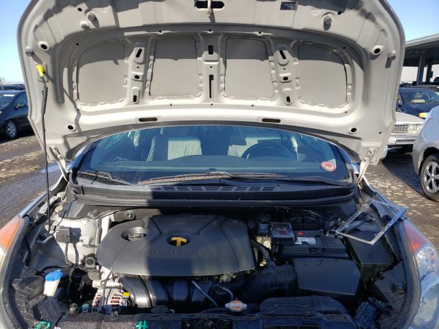 Photo 6 VIN: 5NPDH4AE9BH016330 - HYUNDAI ELANTRA GL 