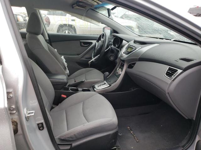 Photo 4 VIN: 5NPDH4AE9BH031345 - HYUNDAI ELANTRA GL 