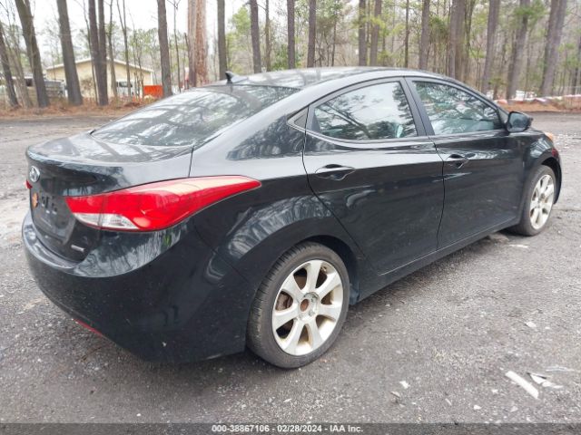 Photo 3 VIN: 5NPDH4AE9BH039946 - HYUNDAI ELANTRA 