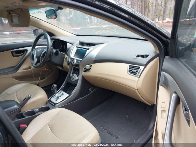 Photo 4 VIN: 5NPDH4AE9BH039946 - HYUNDAI ELANTRA 