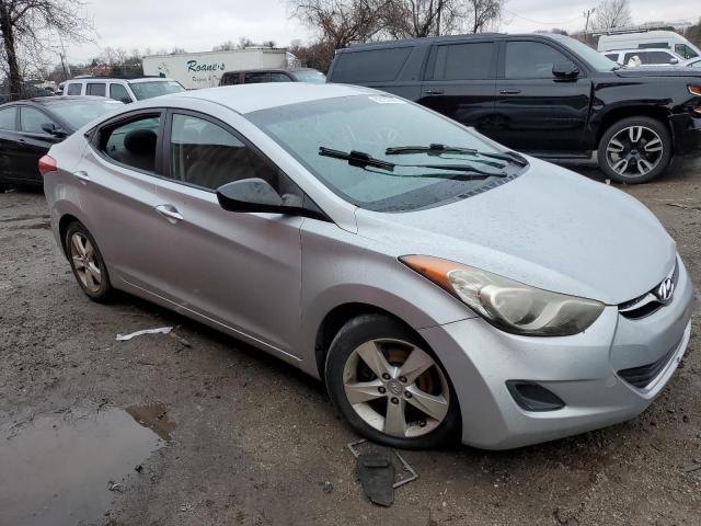 Photo 3 VIN: 5NPDH4AE9BH042846 - HYUNDAI ELANTRA 