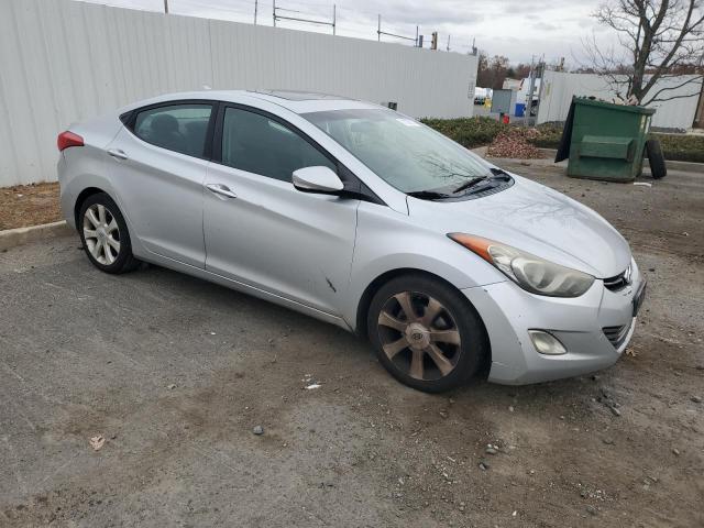 Photo 3 VIN: 5NPDH4AE9BH049361 - HYUNDAI ELANTRA GL 