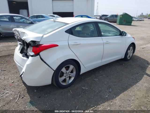 Photo 3 VIN: 5NPDH4AE9BH049683 - HYUNDAI ELANTRA 