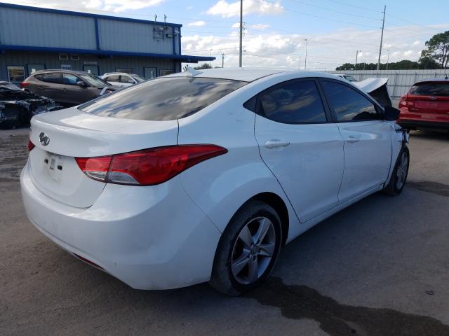 Photo 3 VIN: 5NPDH4AE9BH060361 - HYUNDAI ELANTRA GL 