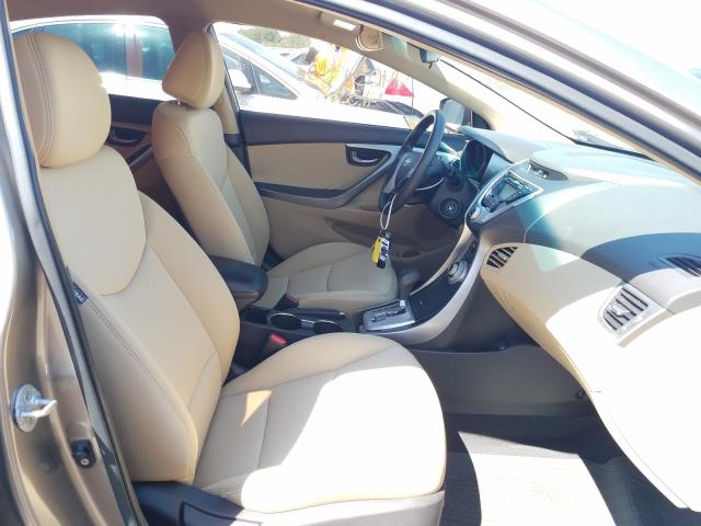 Photo 4 VIN: 5NPDH4AE9CH073676 - HYUNDAI ELANTRA GL 