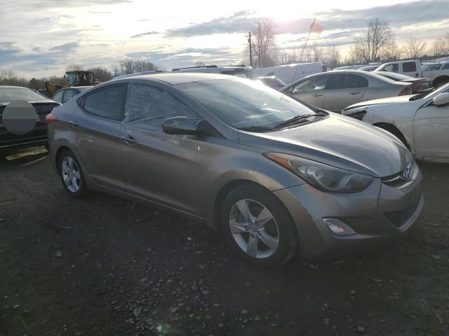 Photo 3 VIN: 5NPDH4AE9CH077503 - HYUNDAI ELANTRA 