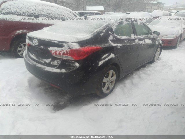 Photo 3 VIN: 5NPDH4AE9CH100696 - HYUNDAI ELANTRA 