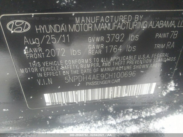 Photo 8 VIN: 5NPDH4AE9CH100696 - HYUNDAI ELANTRA 