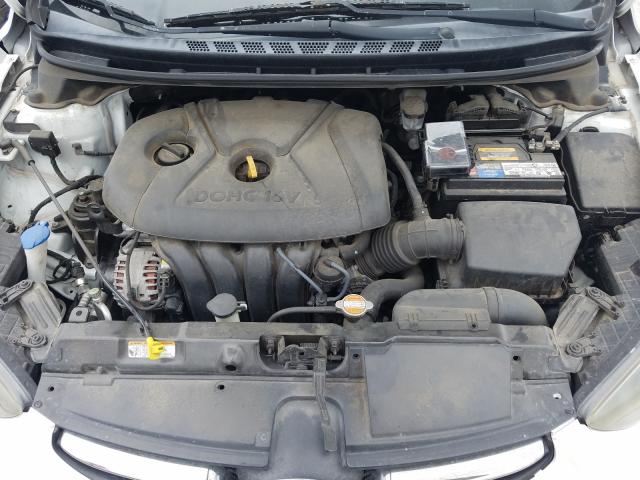 Photo 6 VIN: 5NPDH4AE9CH101363 - HYUNDAI ELANTRA GL 