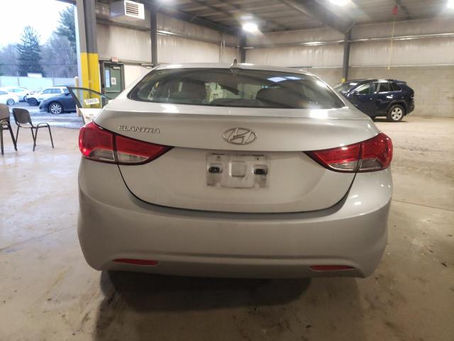 Photo 5 VIN: 5NPDH4AE9CH125436 - HYUNDAI ELANTRA GL 