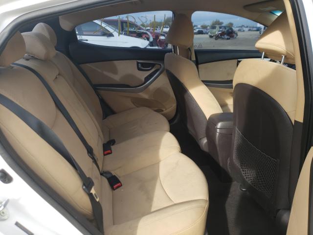 Photo 5 VIN: 5NPDH4AE9CH137909 - HYUNDAI ELANTRA GL 