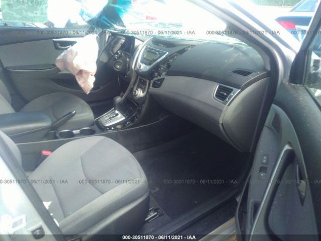 Photo 4 VIN: 5NPDH4AE9CH138316 - HYUNDAI ELANTRA 