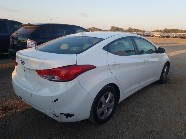 Photo 3 VIN: 5NPDH4AE9CH149512 - HYUNDAI ELANTRA GL 