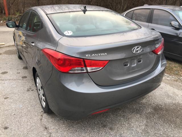 Photo 2 VIN: 5NPDH4AE9DH152833 - HYUNDAI ELANTRA GL 